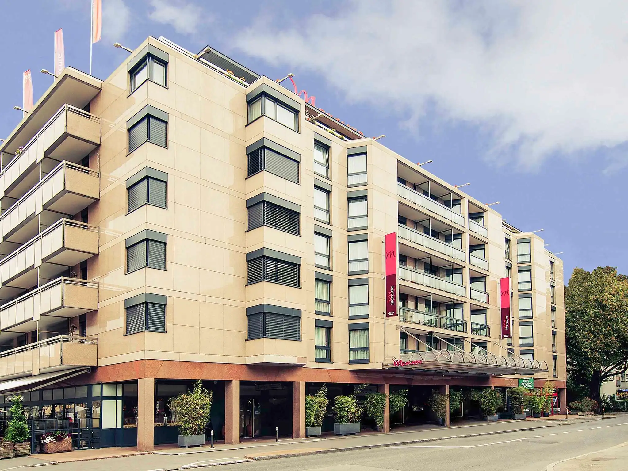 6166_ho_04_p_2048x1536 (1) 6166_ho_04_p_2048x1536 (1)